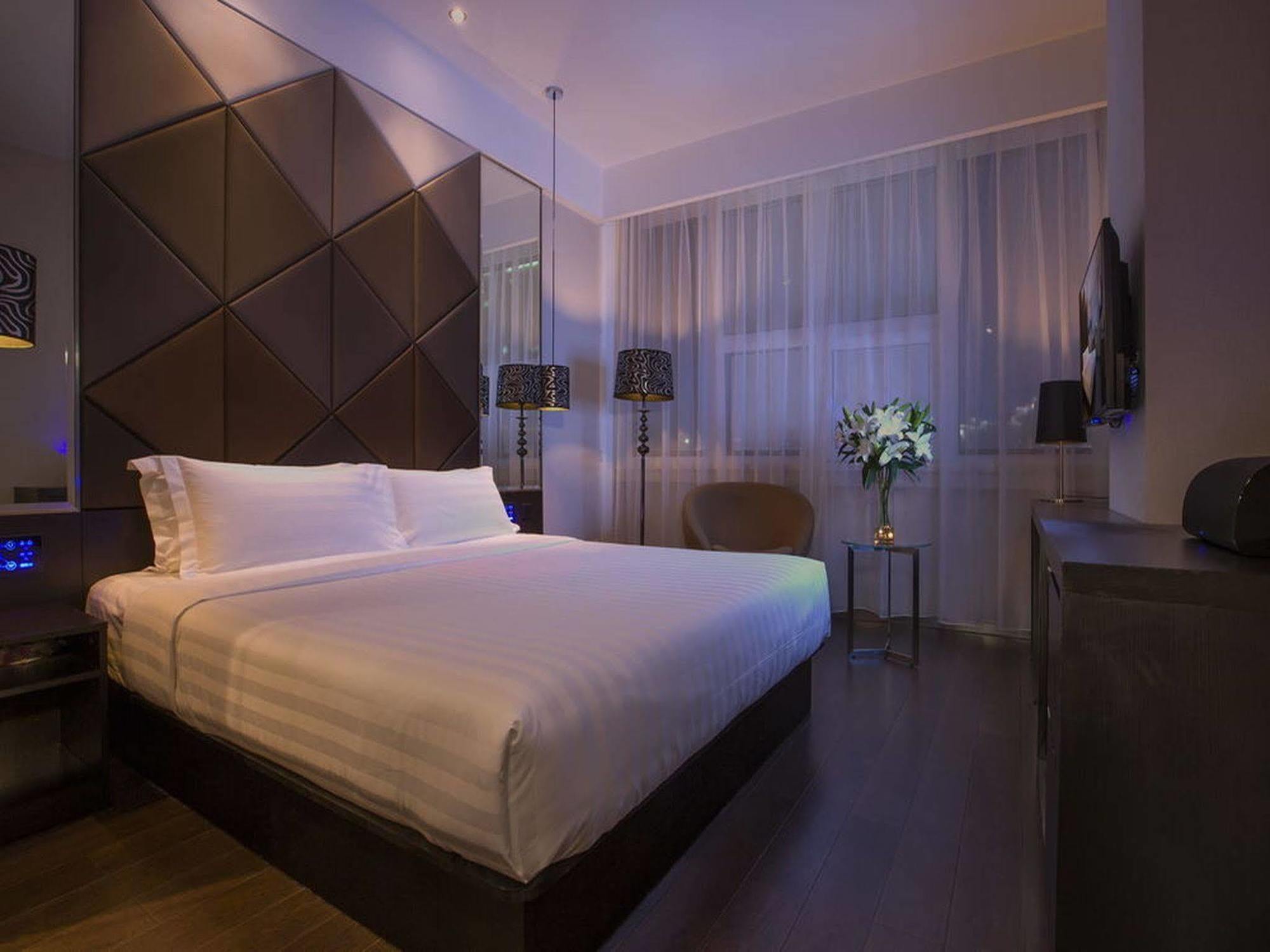 Orange Hotel Select Luohu Шэньчжэнь Экстерьер фото